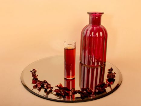 Eau de rinçage pour les cheveux ternes