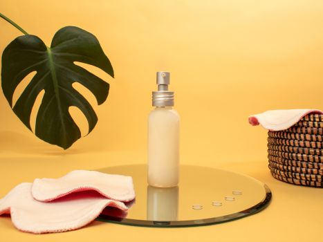 Le Démaquillant Nettoyant Triphasé Pour Peau Grasse