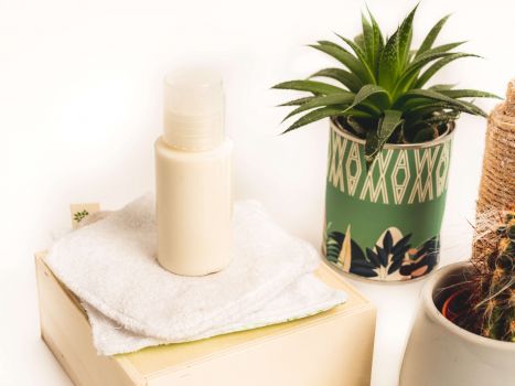 Le lait visage peaux acnéiques